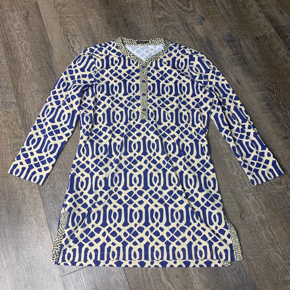 J. McLaughlin Tops - J. McLaughlin Womens Blouse Top Size Small Blue Animal Print 3/4 Sleeves Slit